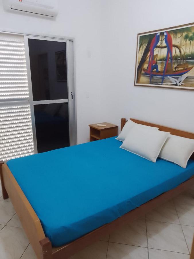 Apartment Apto C/2 Quartos Sendo Uma C/ar E 2banheiros *